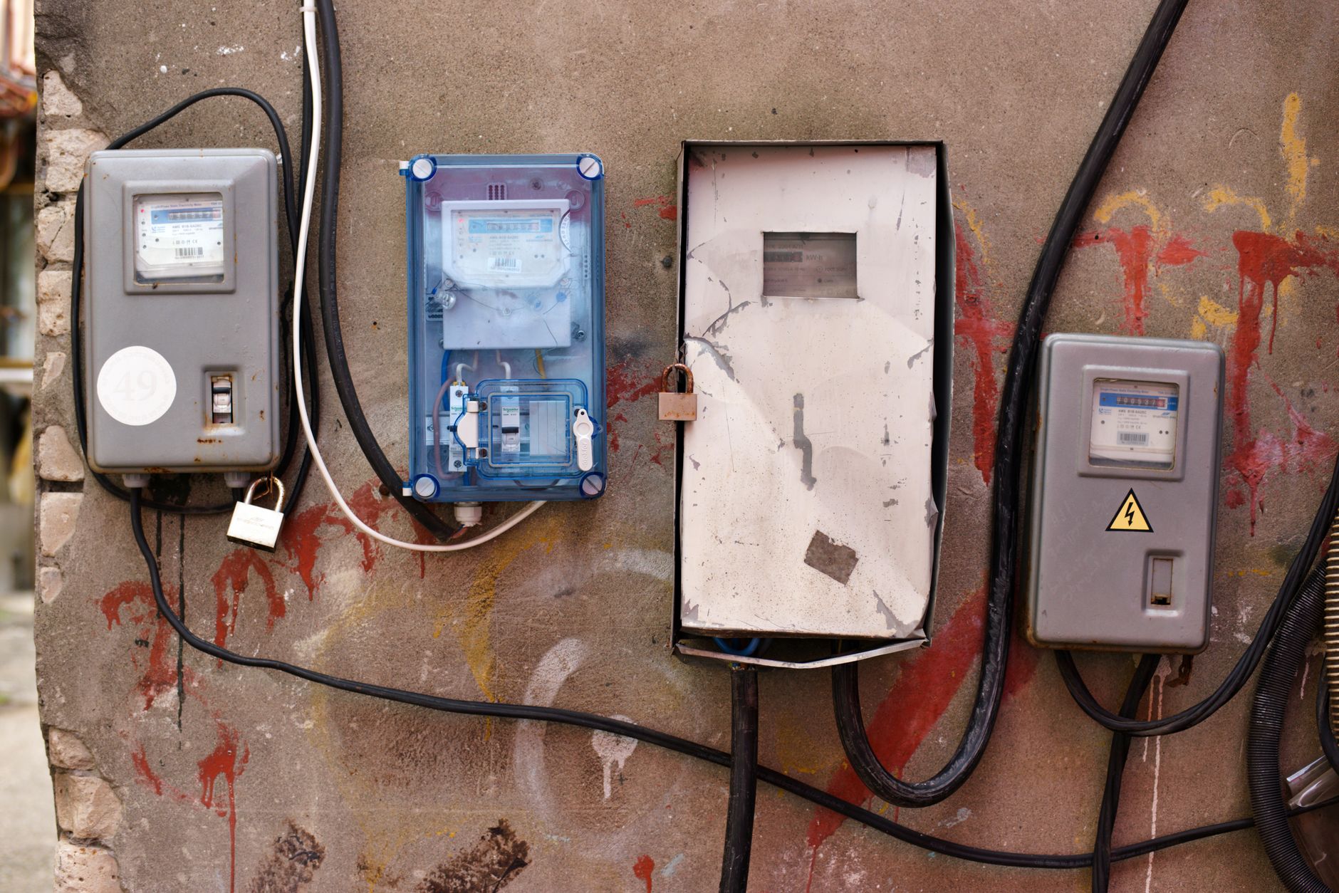 Outlet & Switch Work – Leon Valley